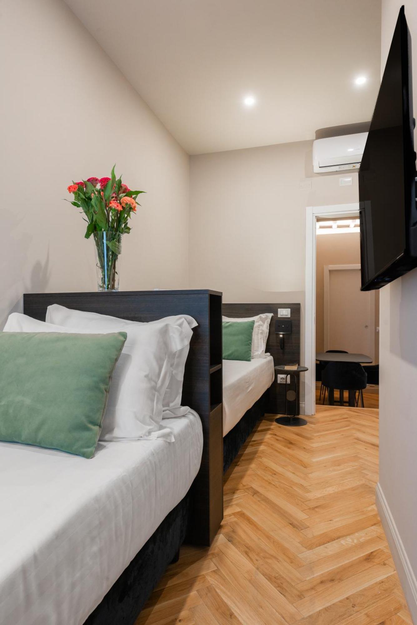 H77 Apartments - Maison D'Art Collection Rome Bagian luar foto